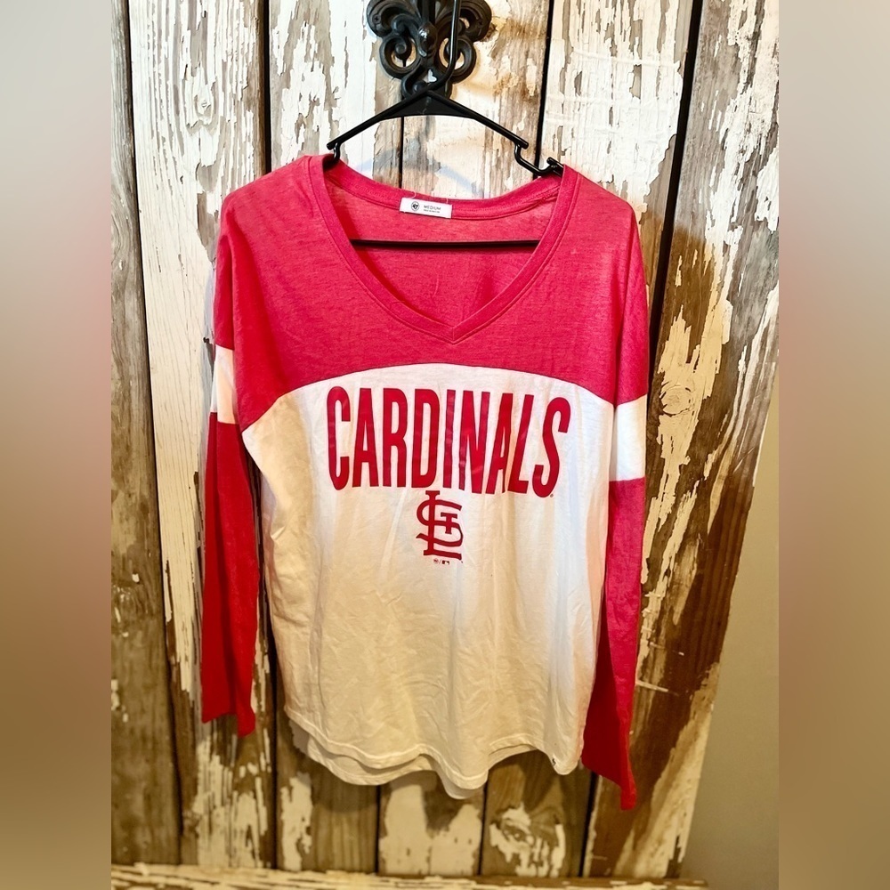Cardinals size medium ‘47 top